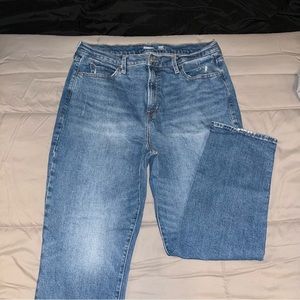 Old Navy The Sky-Hi Straight Jeans